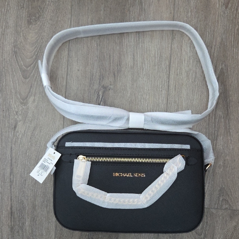 Michael Kors Black East/West Chain Crossbody With Gold Accents